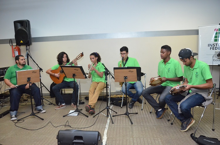 Atração cativa do público do Câmpus Goiânia, Grupo de Choro do IFG integra programação do Festival de Artes de Goiás